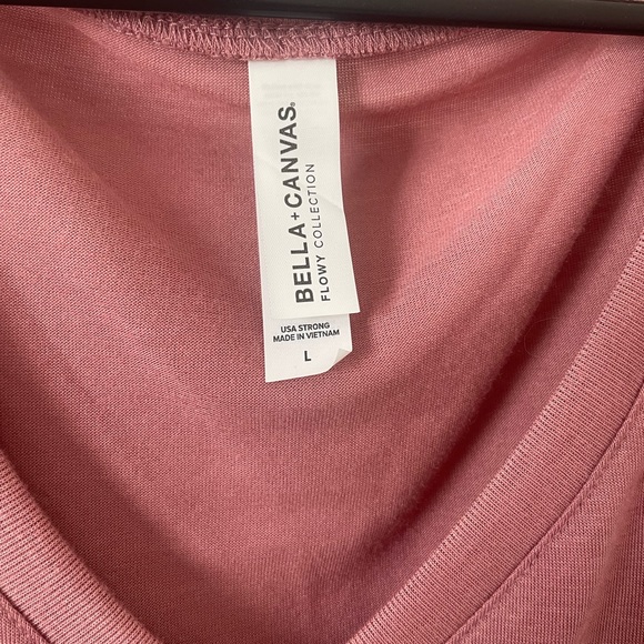 Bella canvas tee - Picture 2 of 2